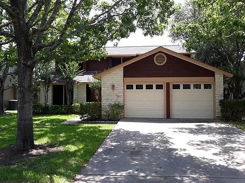 9101 Frostwood Trl Photo 1