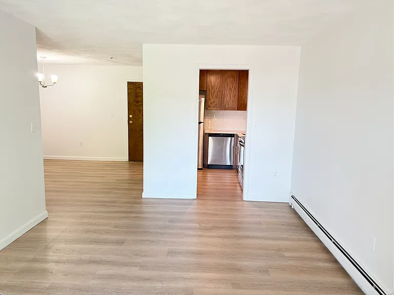 62 Farwell St #55/12 — Photo 3