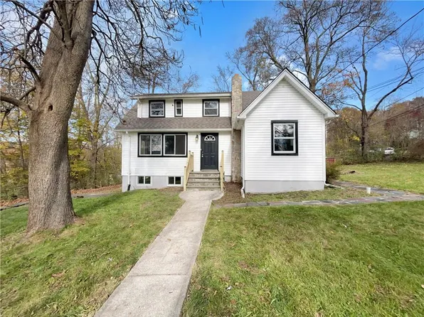 39 Center Hill Road, Monroe, NY 10950