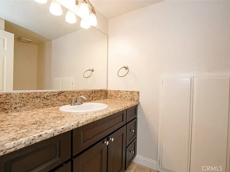 21432 McIntosh Ln — Photo 5