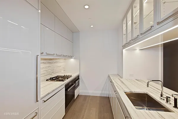 Rented by Corcoran | media 27