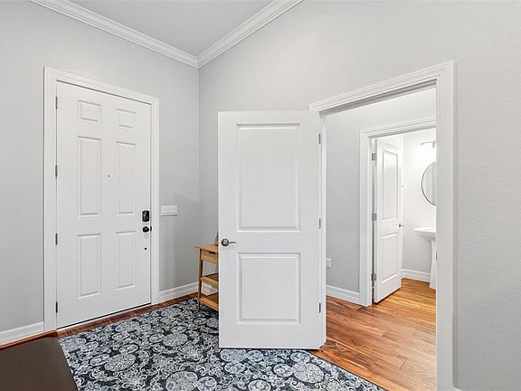 3rd image of 1517 Evening Summit Cir