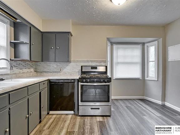 4th image of 3704 N 36th Ave