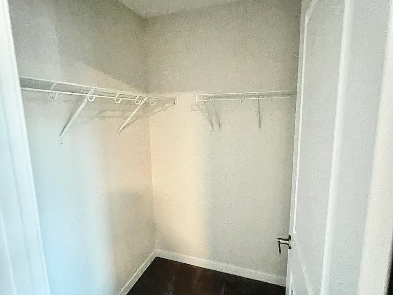 2205 Muckleplum Cres SW #2205 — Photo 11