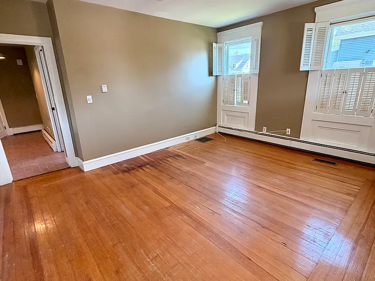 1561 Cranston St #1 — Photo 6