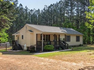 234 Douglas Church Rd, Farmville, VA 23901