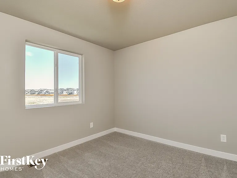 10718 Luneth Dr — Photo 11