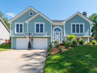 11025 N Grand Ave, Kansas City, MO, 64155