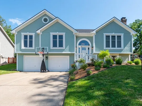 11025 N Grand Ave, Kansas City, MO 64155