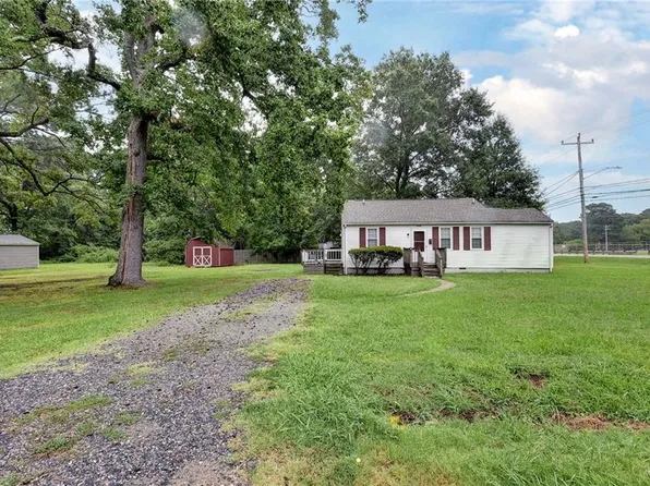 5900 Wickham Ave, Newport News, VA 23605