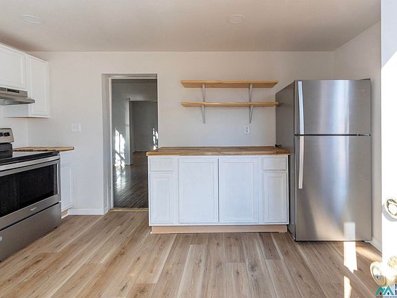 4th image of 1009 7th St