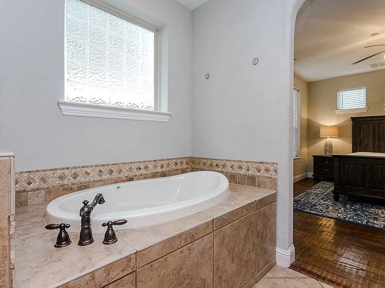 3817 Bowser Ave #C — Photo 6