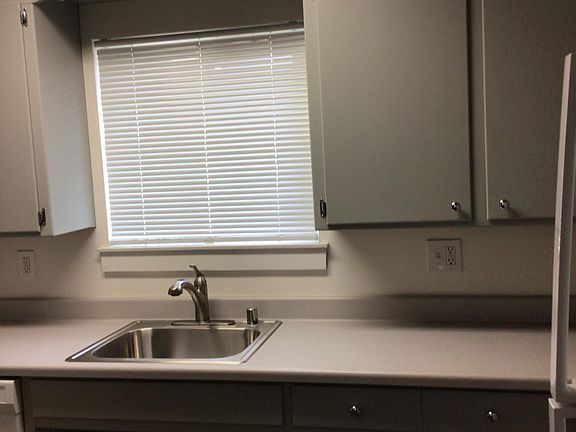 2nd image of 2408 Wyda Way