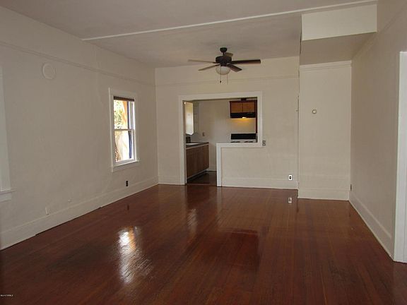 3rd image of 915 N 11th Ave
