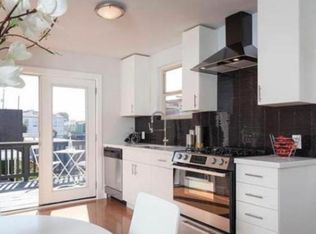 3110 Magnolia St, Oakland, CA 94608