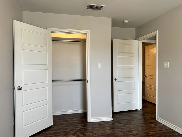 2300 Airline Dr #2305 — Photo 20