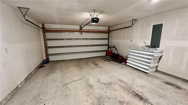 44074 Covington Rdg — Photo 18