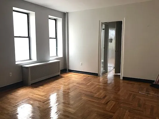 Rented by BRICK & GALO REALTY CORP | media 9