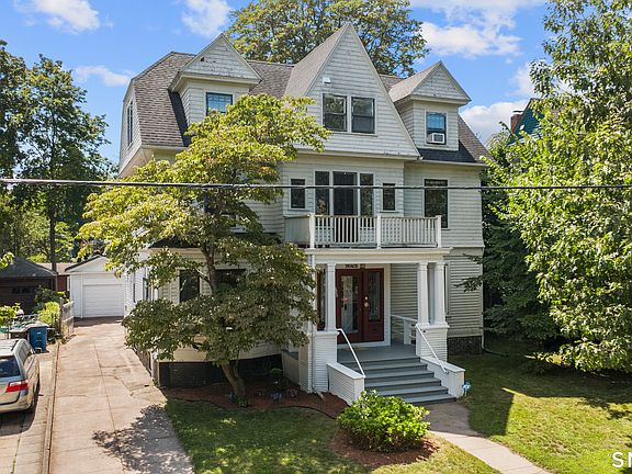 2nd image of 178 Cold Spring Street