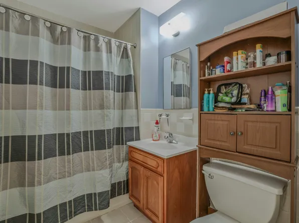 747 Essex Street image 9 of 23