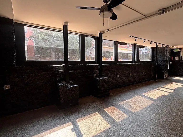 24 E Madison St — Photo 31