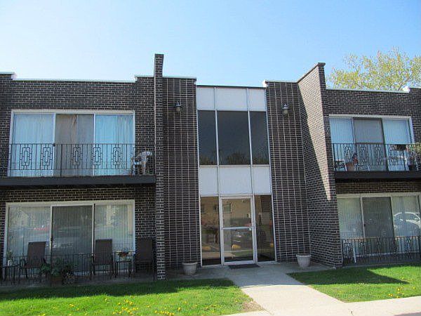 1st image of 18330 Cherry Creek Dr APT 4