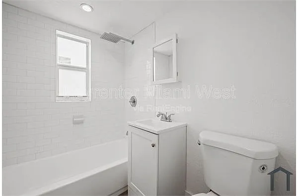 Building Photo - 1245 NW 60th St #5