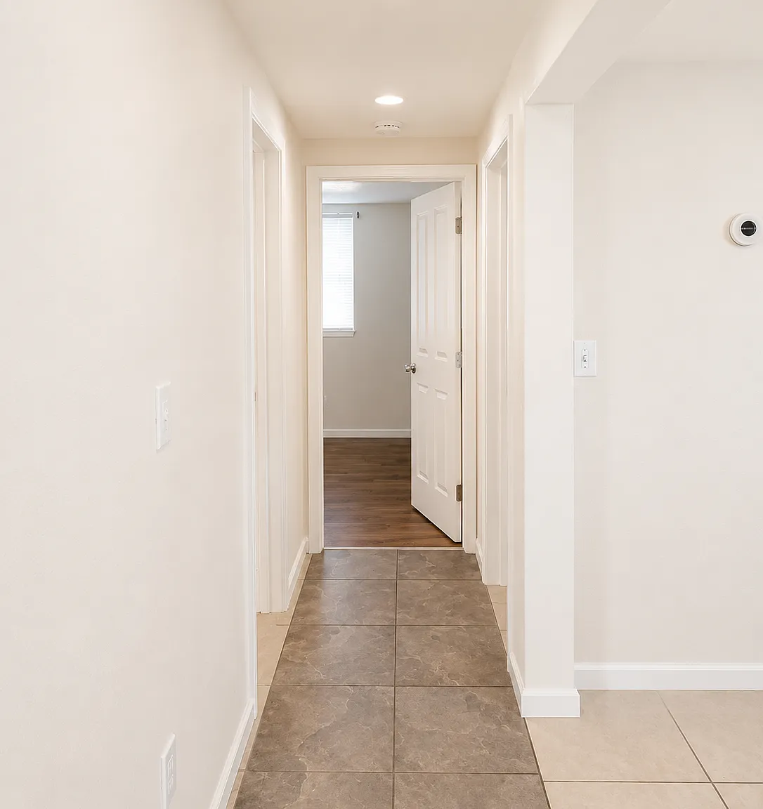 2 bed, $1,550 — Photo 4