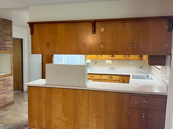 1245 Rogue River Hwy, Grants Pass, OR 97527