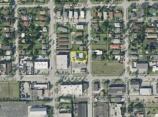 32 NW 5th Ave, Homestead, FL 33030