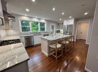 112 Burlington St, Woburn, MA 01801