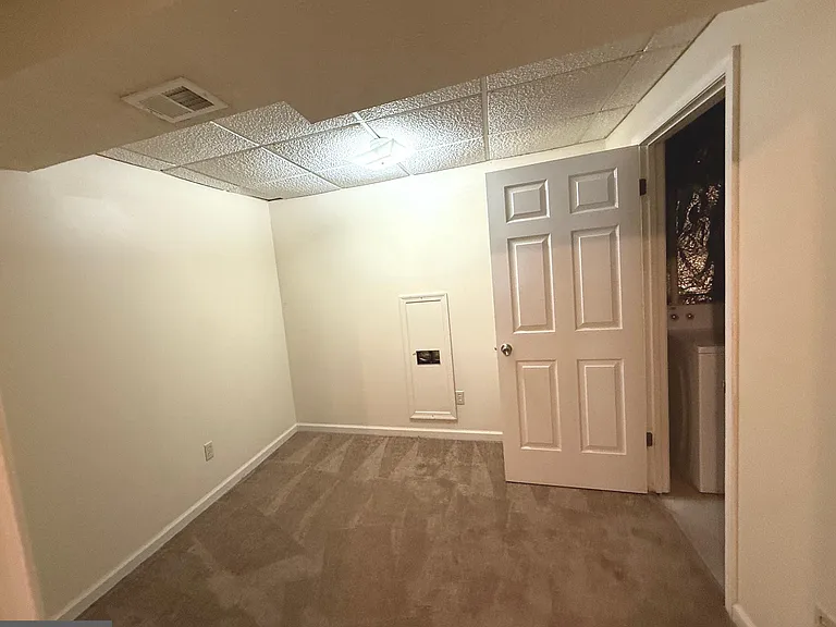 12866 Bison Ct — Photo 16