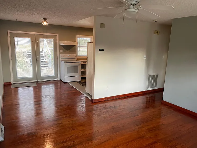 5 Woodrow Pl — Photo 14