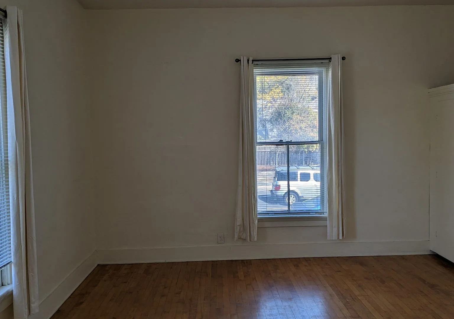 1730 Johnson Ave — Photo 4