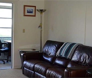 5th image of 835 18th St APT 405