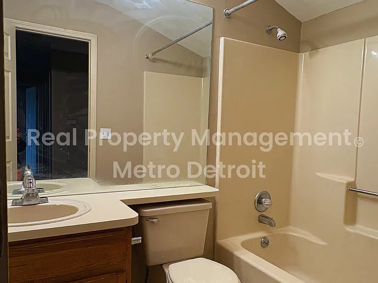 172 Parsons Ln — Photo 15