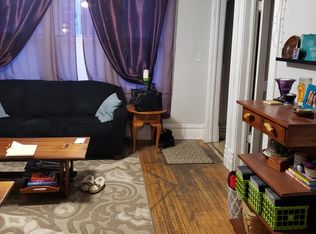 1534 W Diversey Pkwy APT 1F, Chicago, IL 60614