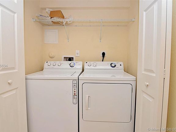 3rd image of 8900 NW 97th Ave APT 209