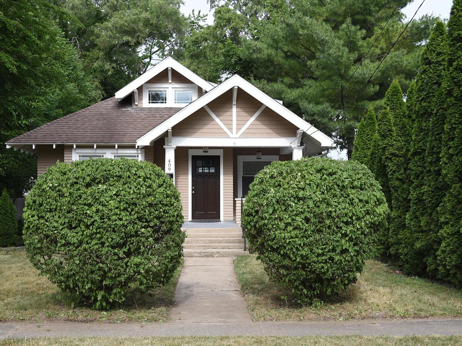 409 S Matteson St, Bronson, MI 49028 Zillow