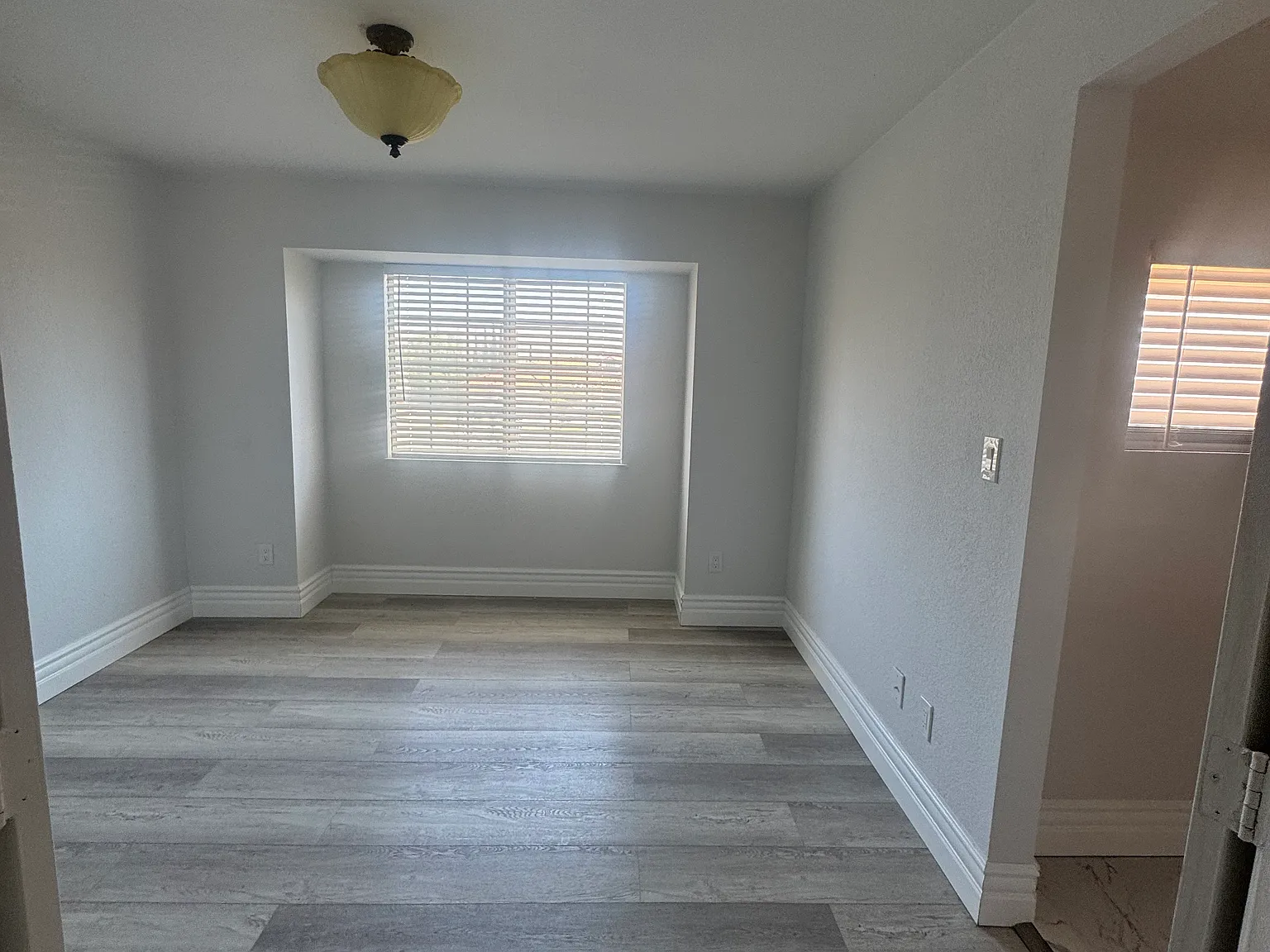Half Moon Ct, Apple Valley — Photo 3