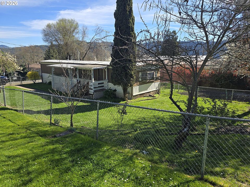 1st image of 101 NE Darrell Ave