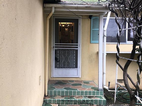 5th image of 540 Benton Dr