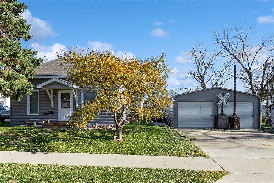 100 Main St, Tiffin, IA 52340 MLS 202401818 Zillow