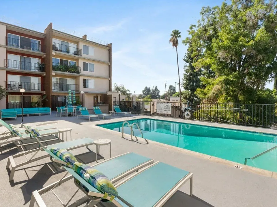 Amanda Regency Apartments
