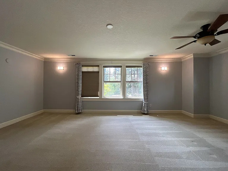 6435 McDuff Ct — Photo 45