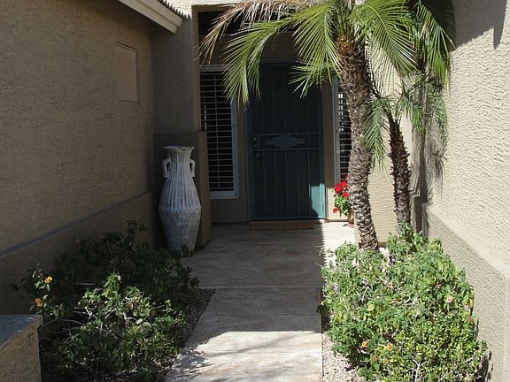 2nd image of 8432 W Laurel Ln