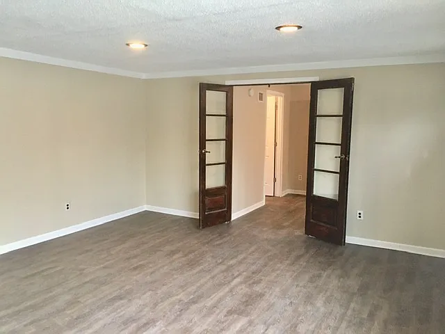 9403 Shenandoah Dr — Photo 15