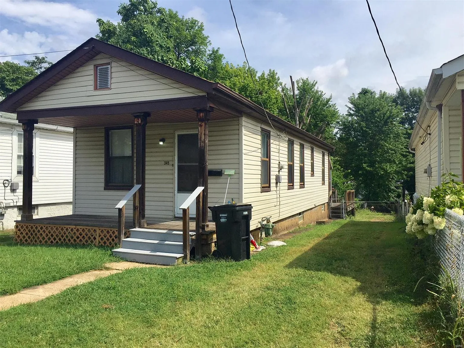 345 Rauhut Ave photo 1