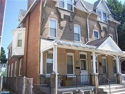 718 George St photo 1