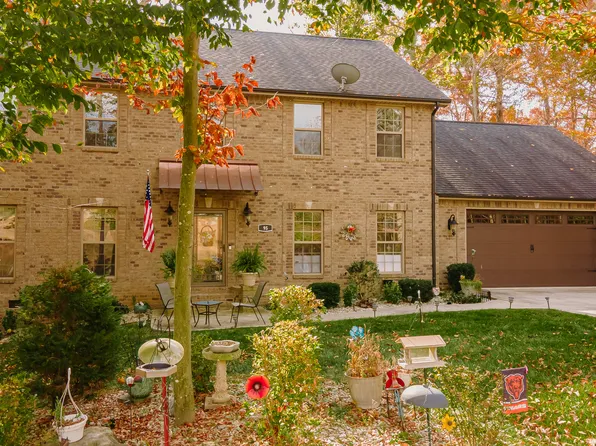 95 W Golden Island Dr, Nancy, KY 42544